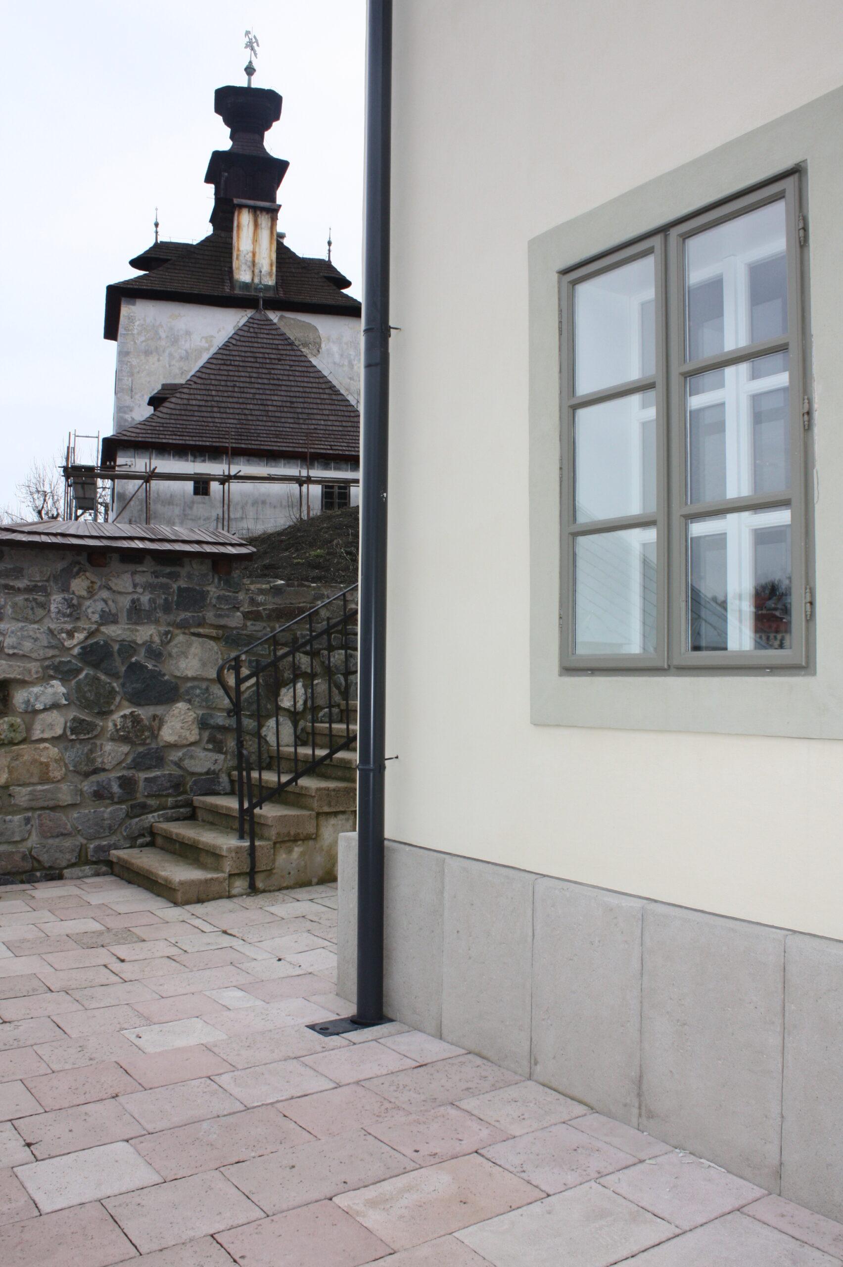 Rekonštrukcia meštianskeho domu 4