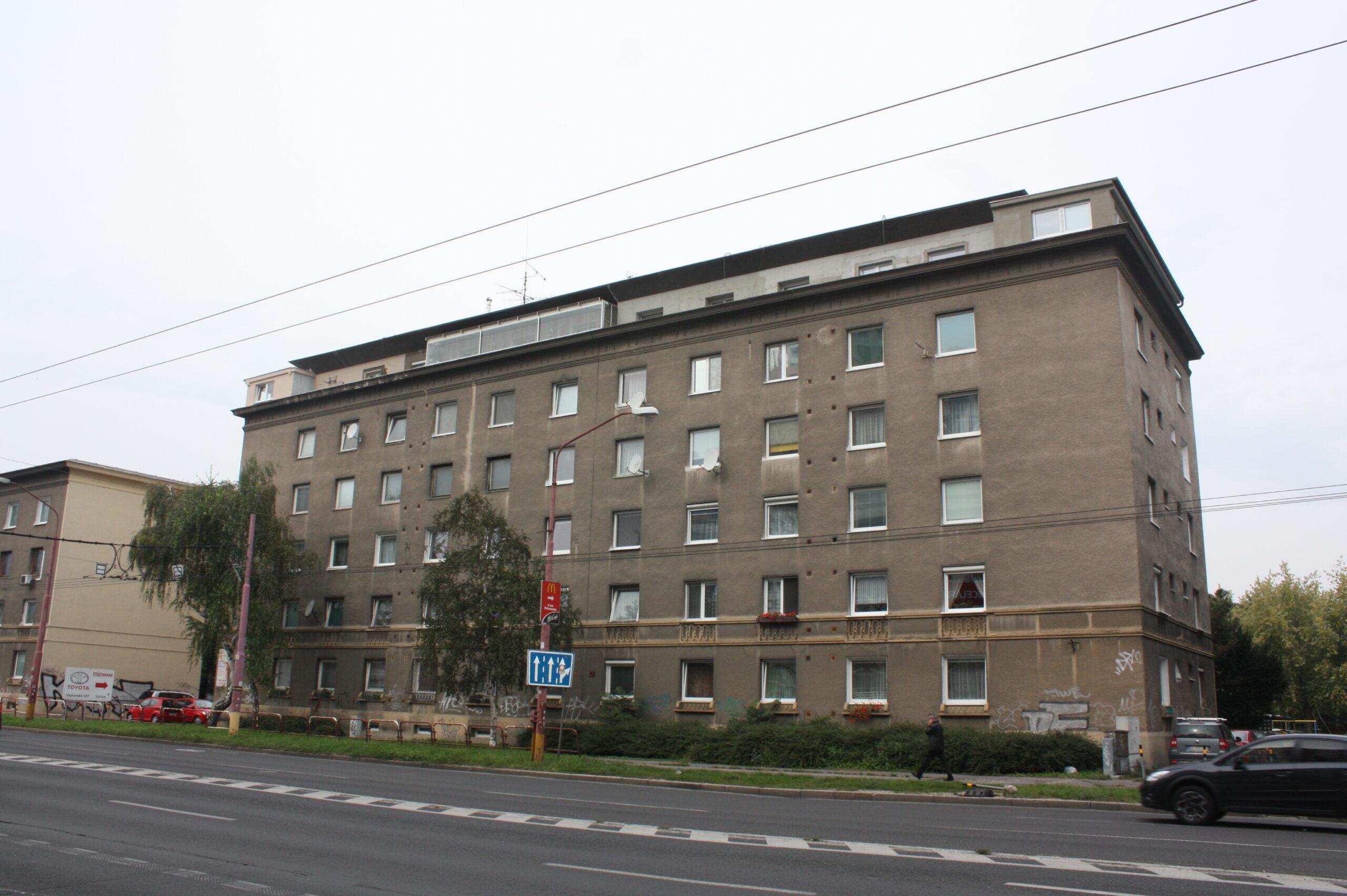 Rekonštrukcia bytového domu Prievozská 4